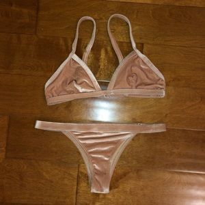 Velvet Bikini! 🚫ON HOLD FOR @casey1860🚫